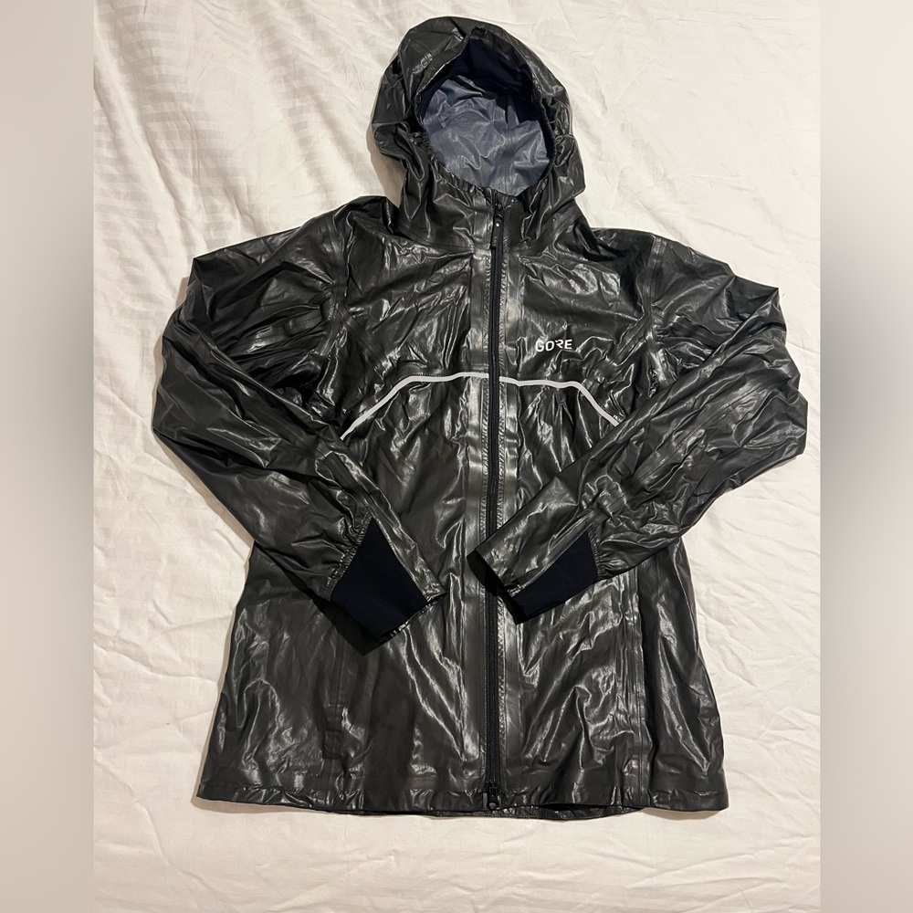GOREWEAR R7 WOMEN GORE-TEX SHAKEDRY™ TRAIL HOODED JACKET